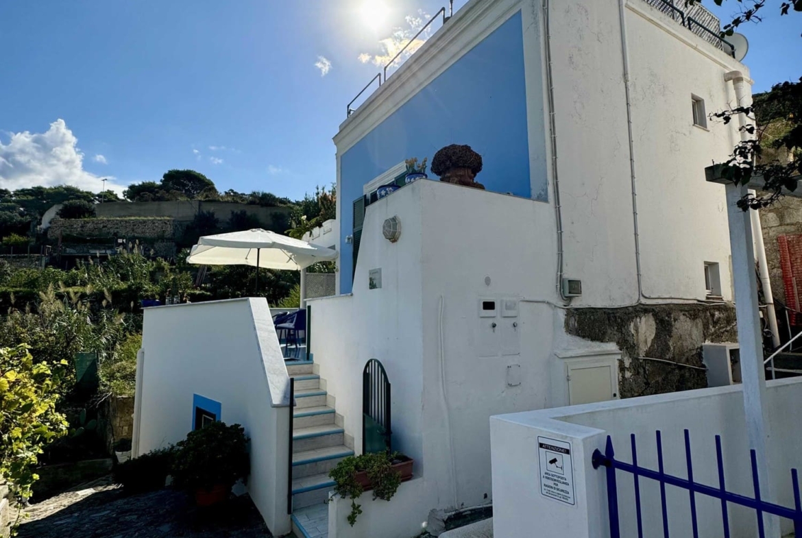 Casa indipendente in vendita a Ponza